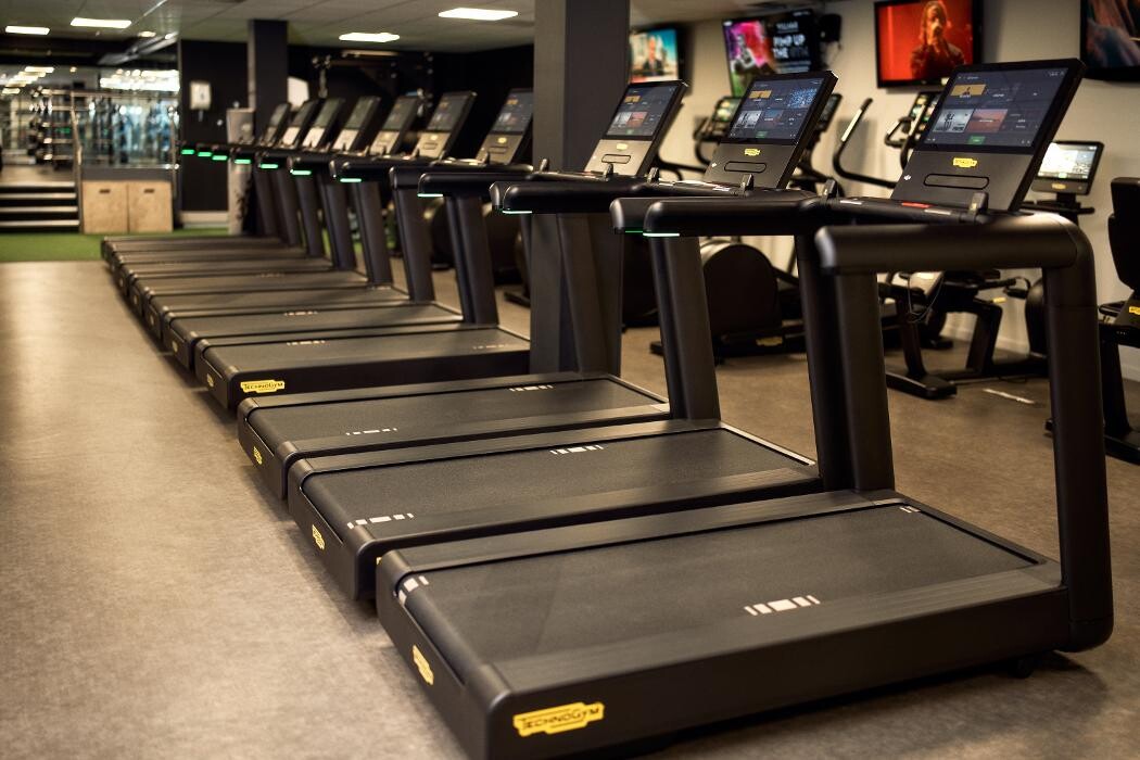 Images Village Gym Manchester Hyde