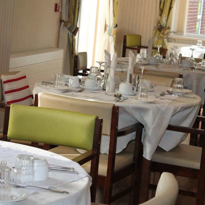 Images Acer Court Care Home