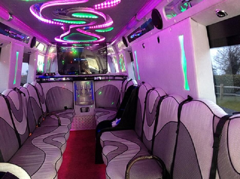 Images Fox Limousines - Limo Hire London