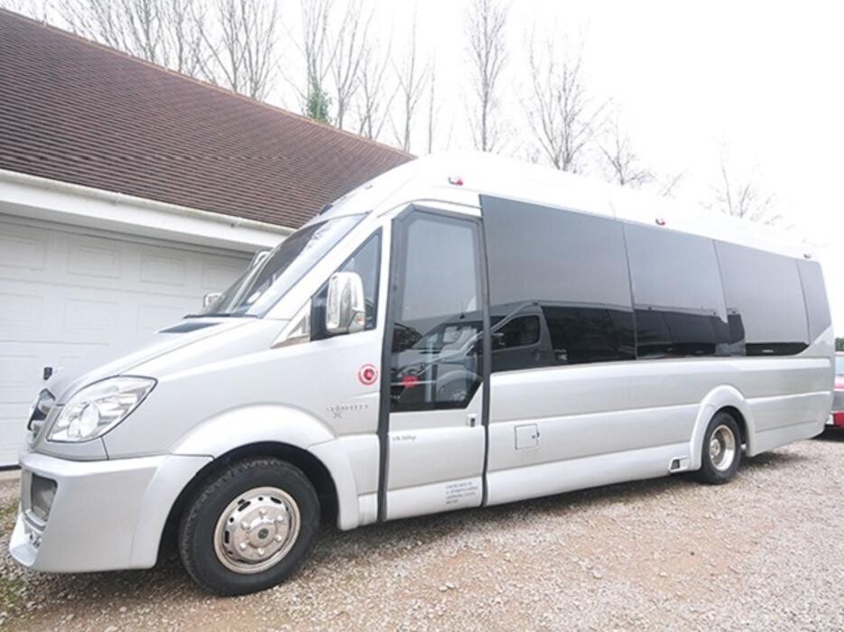 Images Fox Limousines - Limo Hire London