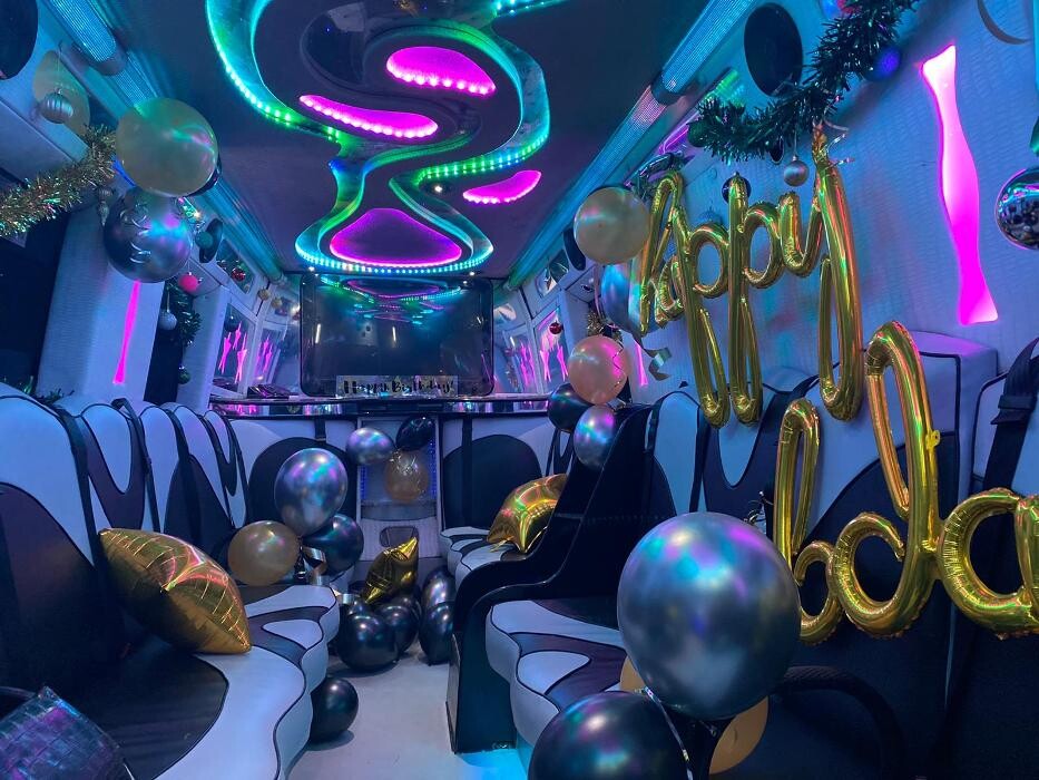 Images Fox Limousines - Limo Hire London