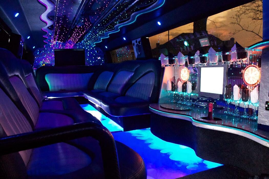Images Fox Limousines - Limo Hire London