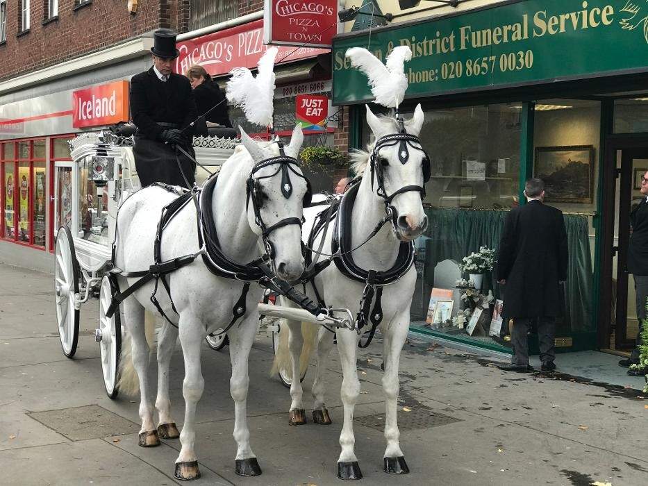 Images Selsdon & District Funeral Service