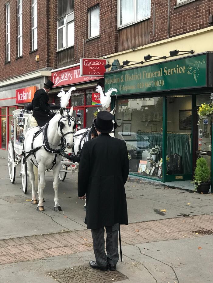 Images Selsdon & District Funeral Service