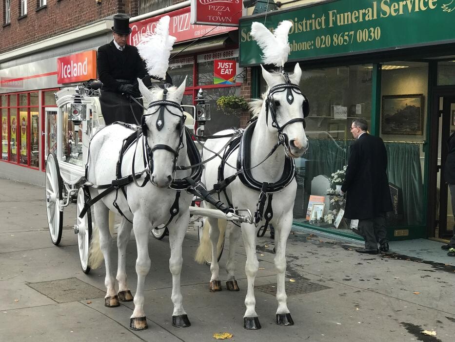 Images Selsdon & District Funeral Service
