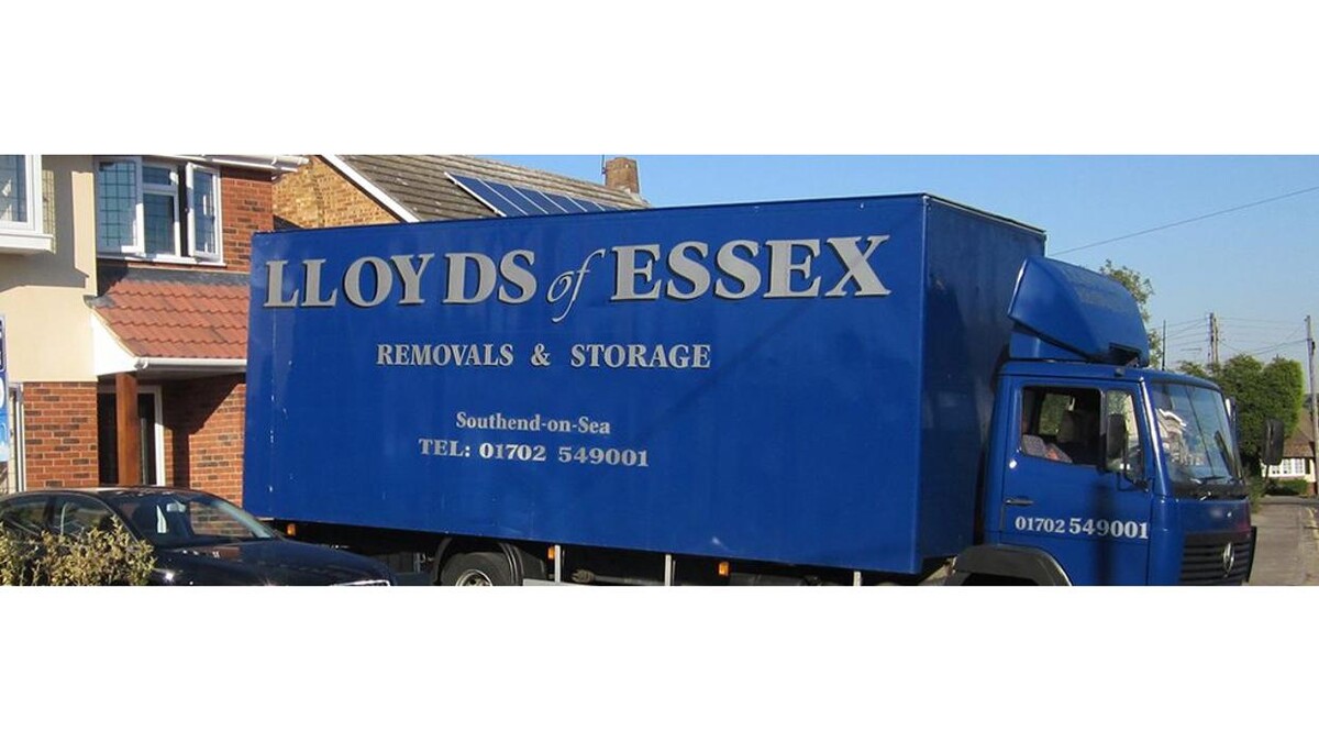 Images Lloyds Of Essex Removals