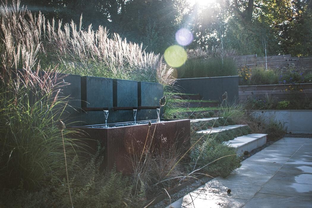 Images Robert Hughes Studio Ltd.