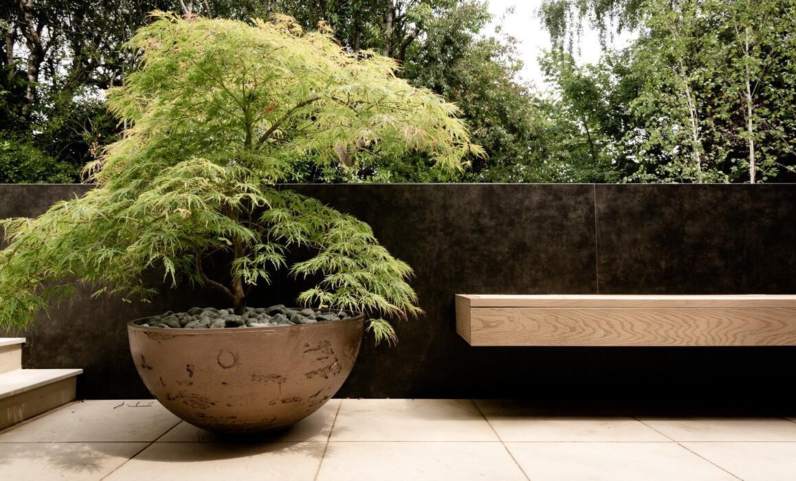 Images Robert Hughes Studio Ltd.