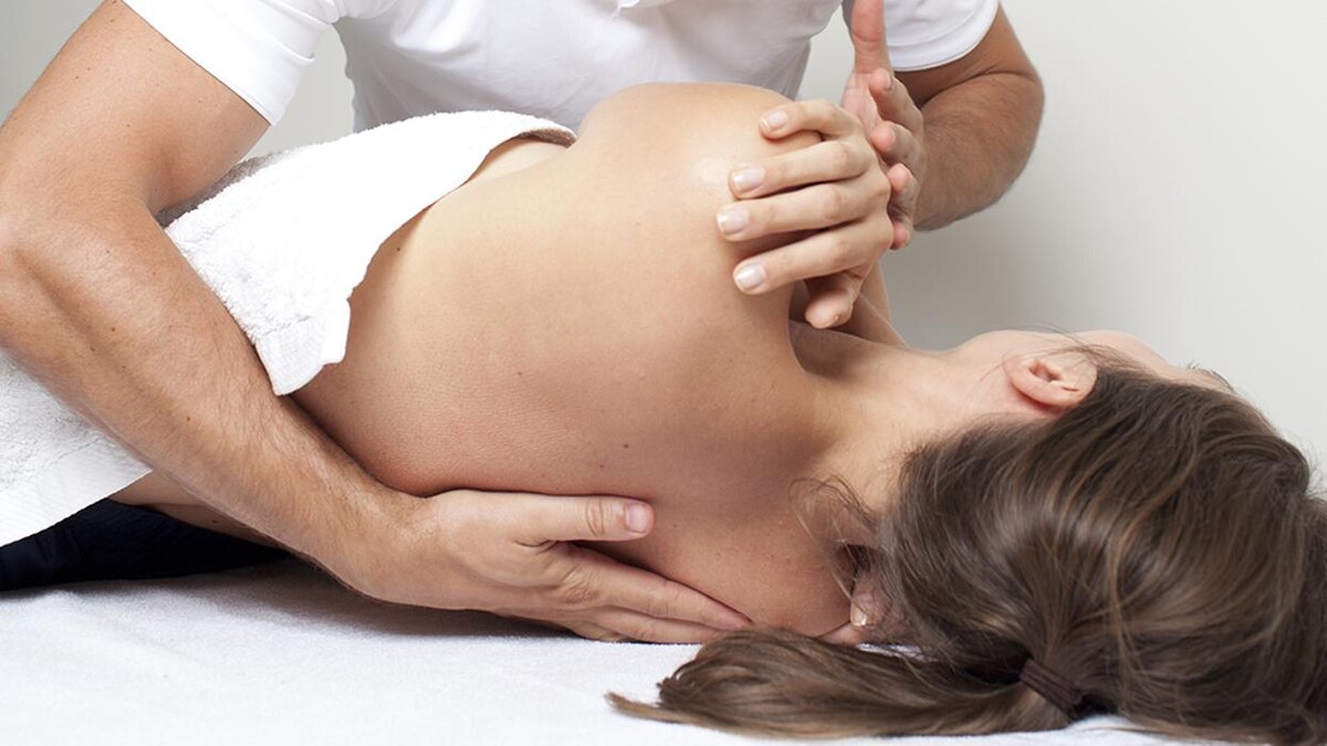 Images Roundhay Chiropractic Clinic