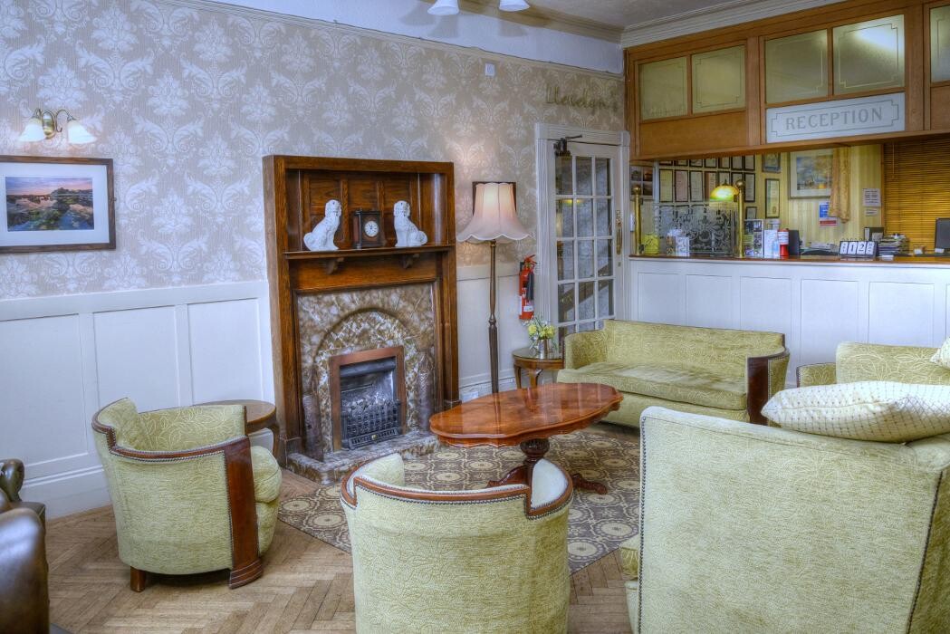 Images Lion Hotel