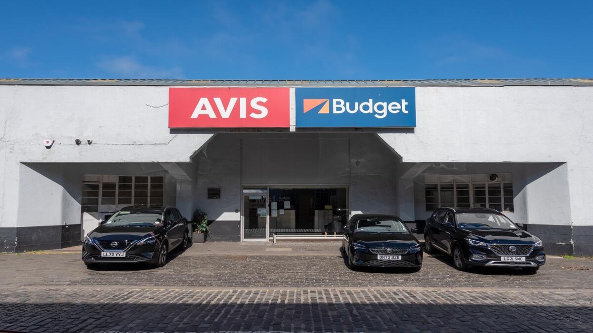 Images Avis Car Hire - Edinburgh City Centre