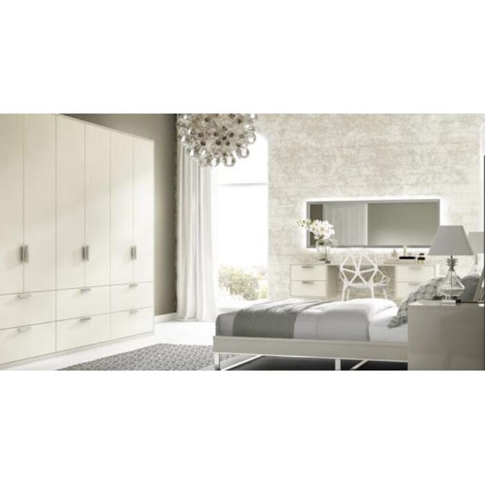 Images Just Kitchens and Bedrooms