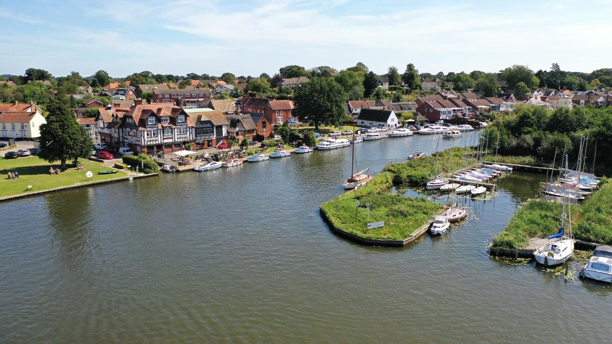 Images Riverside Rentals