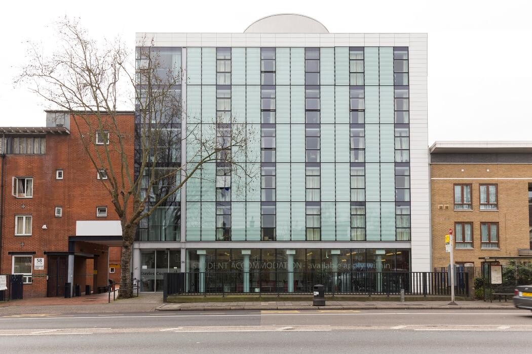 Images Davies Court (Canary Wharf)