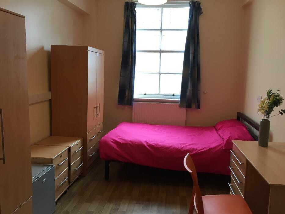 Images Bowden Court (Notting Hill)