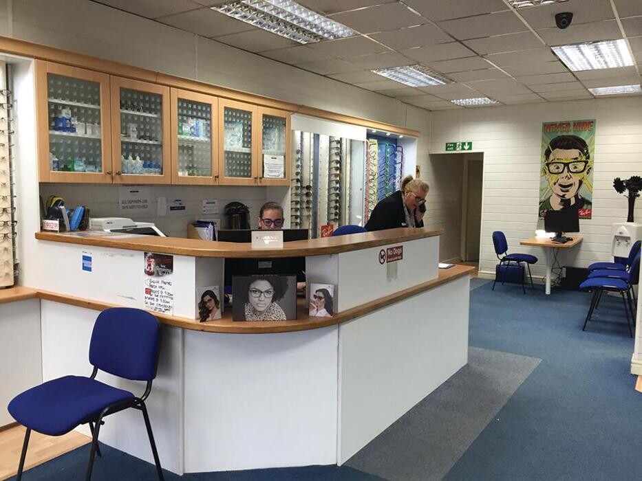 Images Netherton Eye Centre