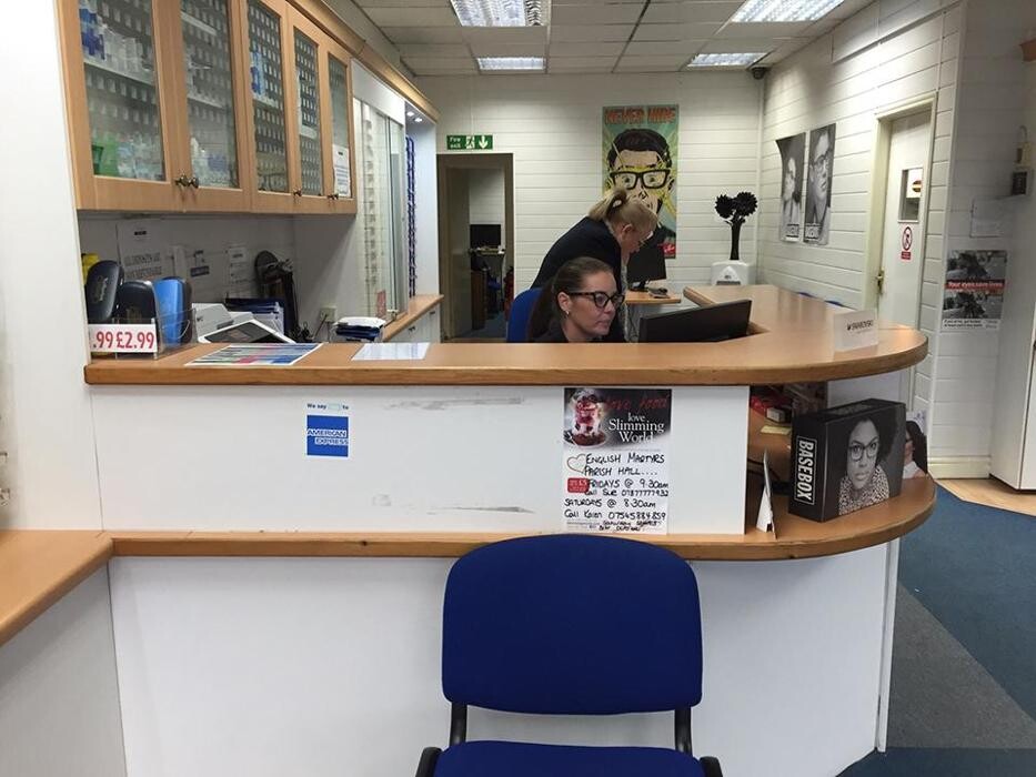 Images Netherton Eye Centre