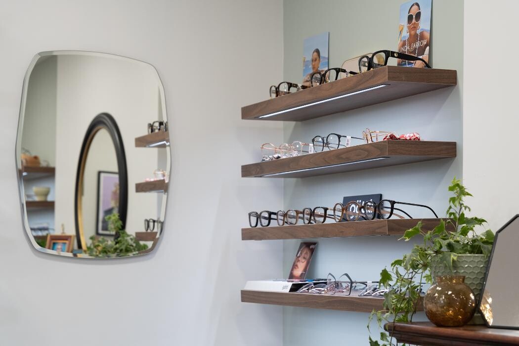 Images Adlam & Coomber Optometrists