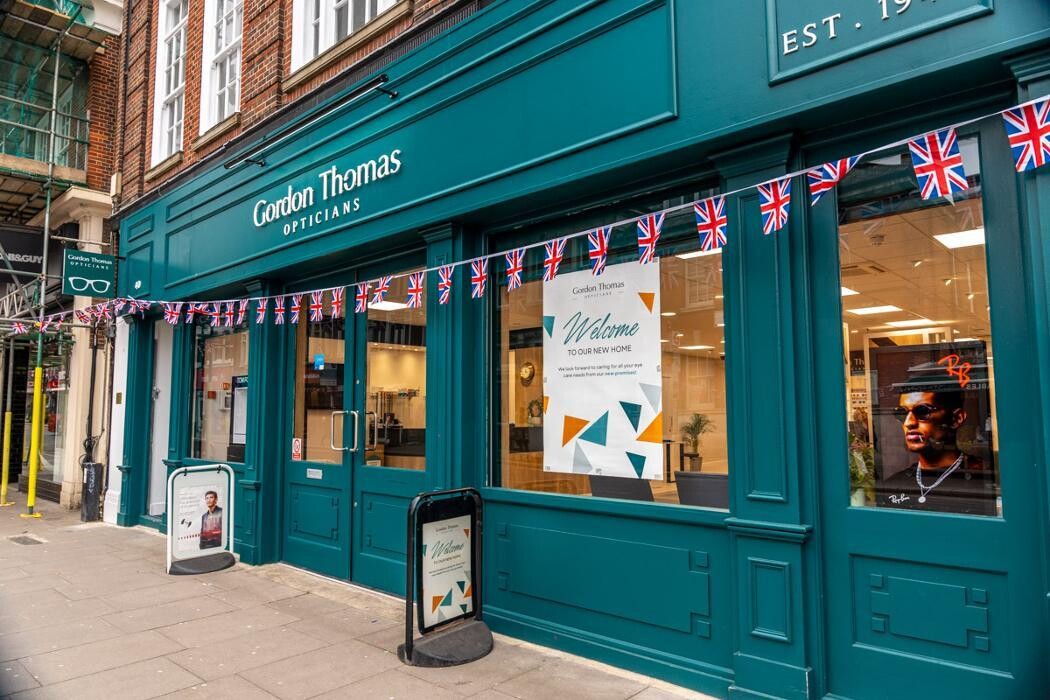 Images Gordon Thomas Opticians