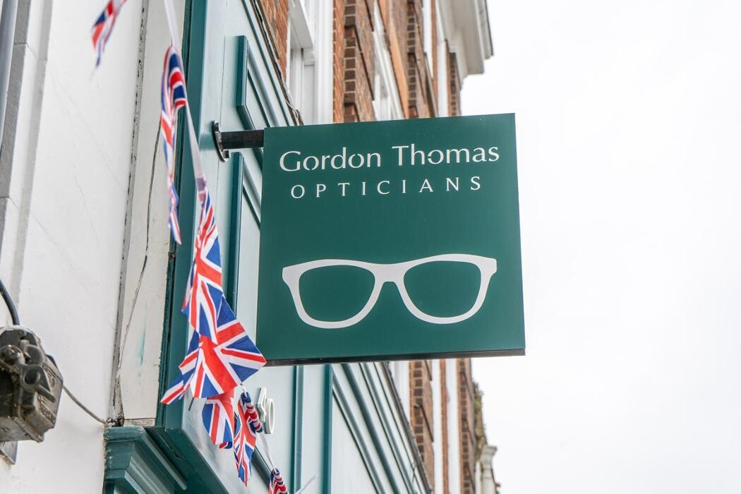 Images Gordon Thomas Opticians