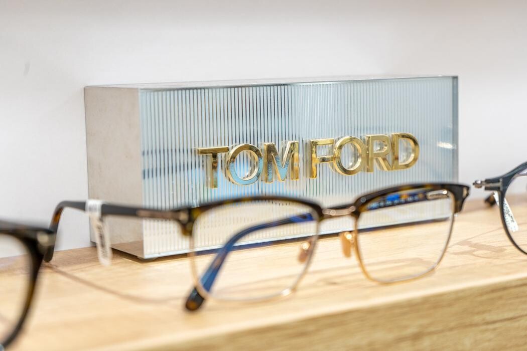 Images Gordon Thomas Opticians