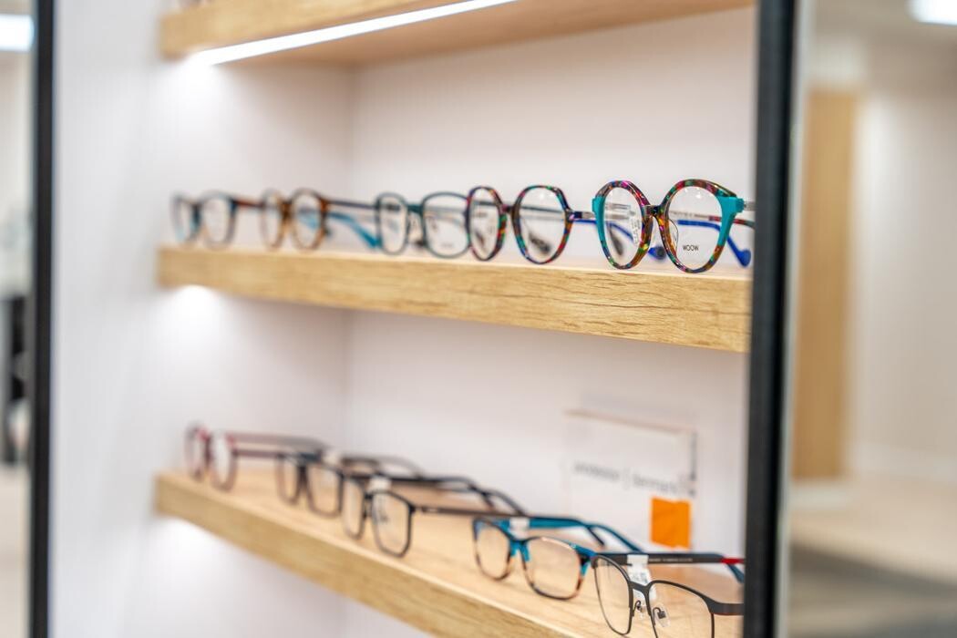 Images Gordon Thomas Opticians