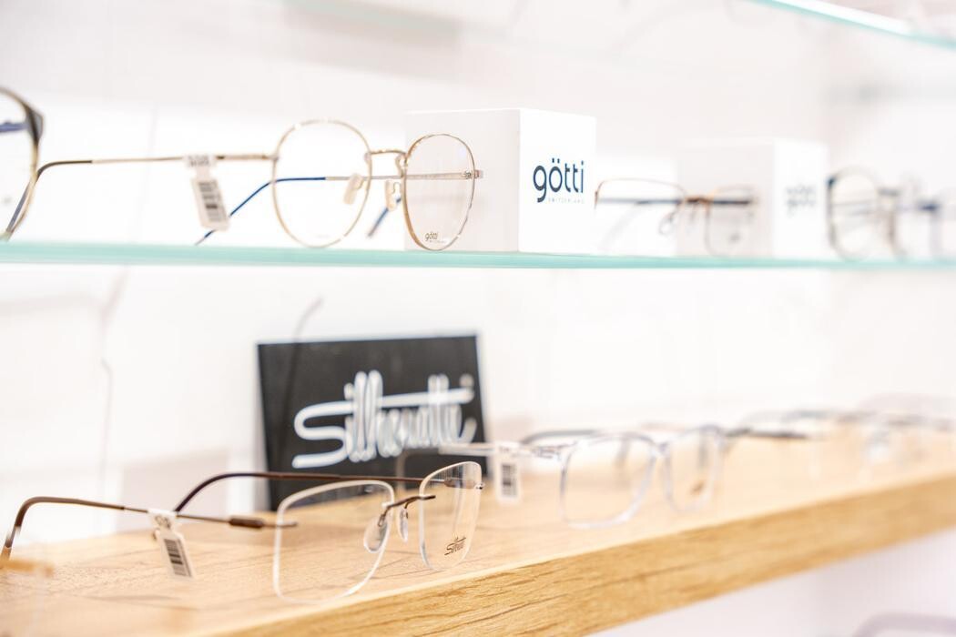 Images Gordon Thomas Opticians