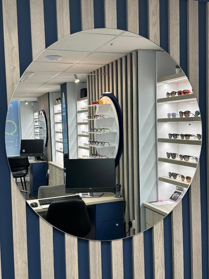 Images Wendy Diddams Optometrists
