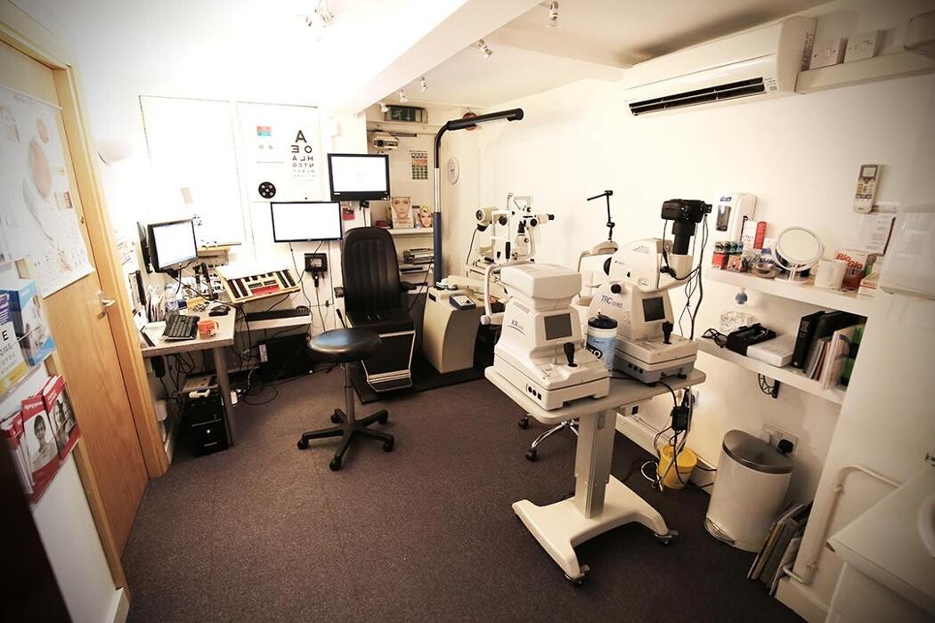Images Ellerker Opticians