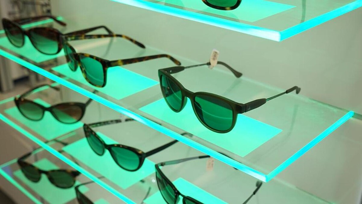 Images Dineen Opticians