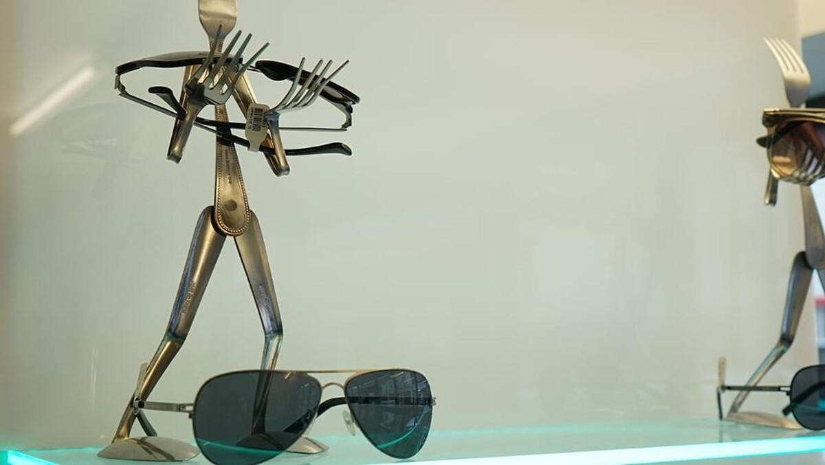 Images Dineen Opticians