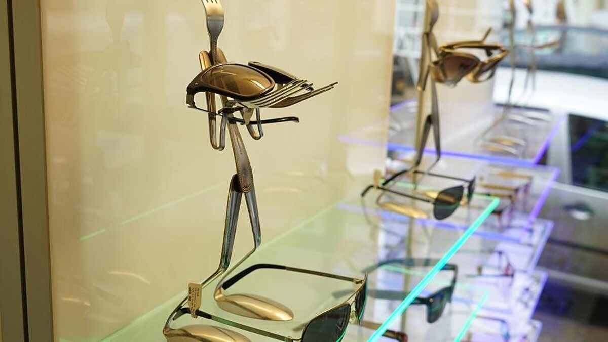 Images Dineen Opticians