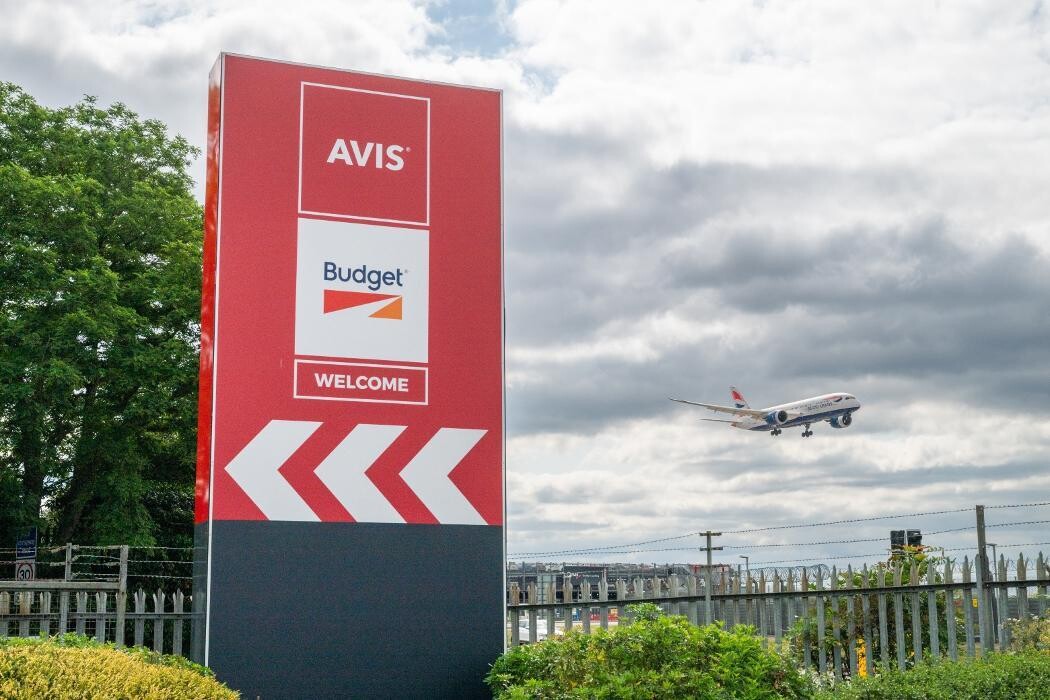 Images Avis Car Hire - Heathrow Airport T2, T3 and T4