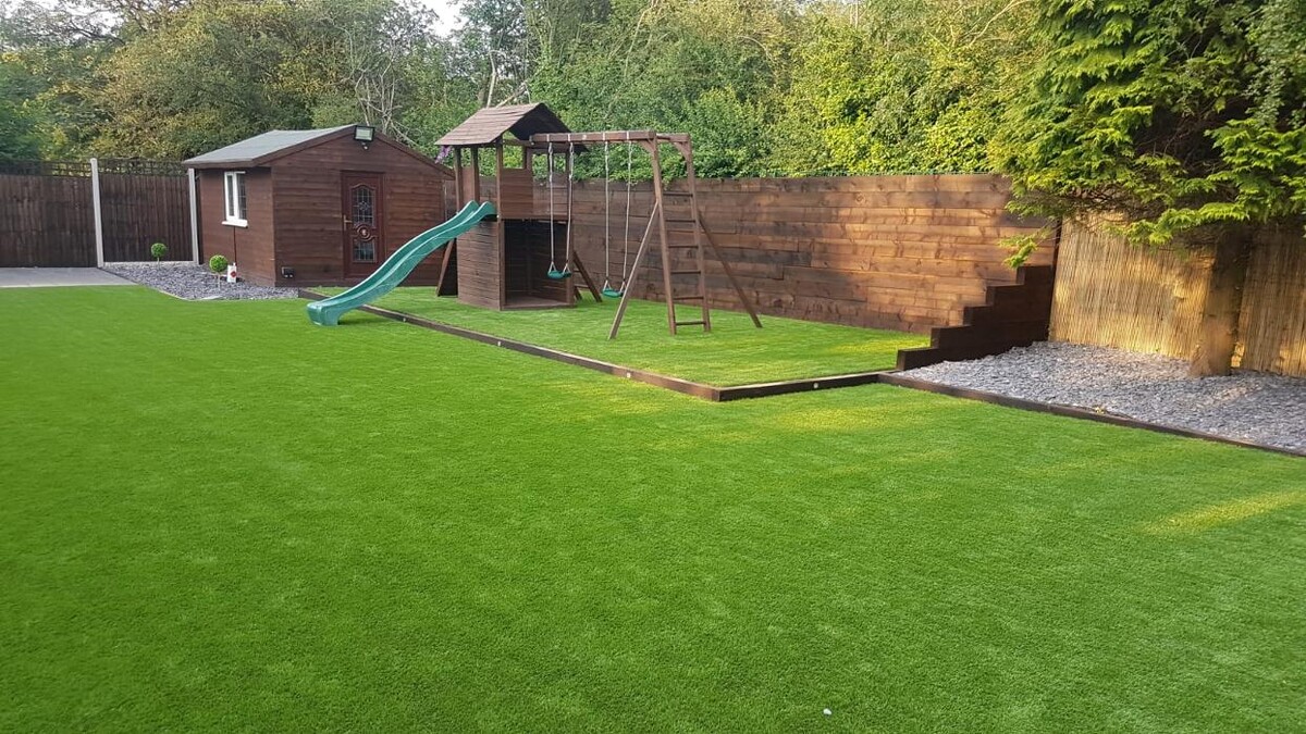 Images Fairlawns Artificial Grass