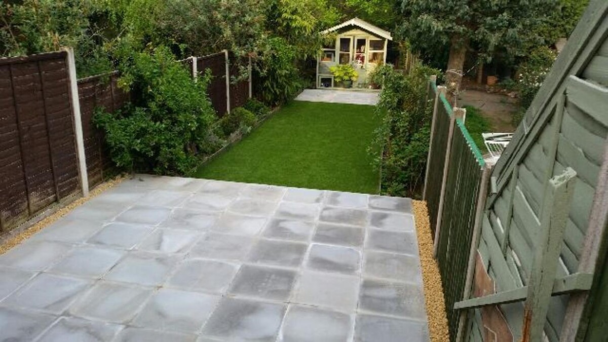 Images Fairlawns Artificial Grass