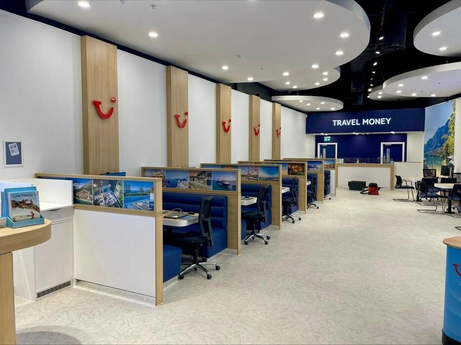 Images TUI Holiday Store