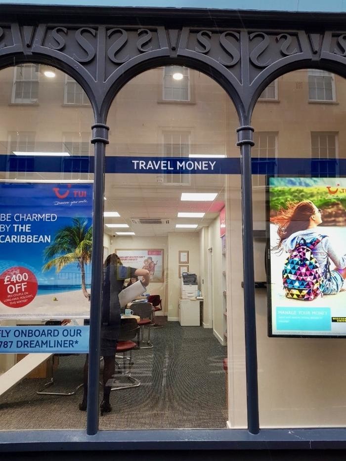 Images TUI Holiday Store