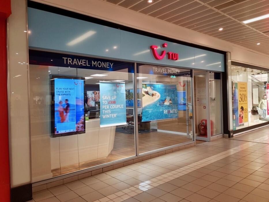 Images TUI Holiday Store