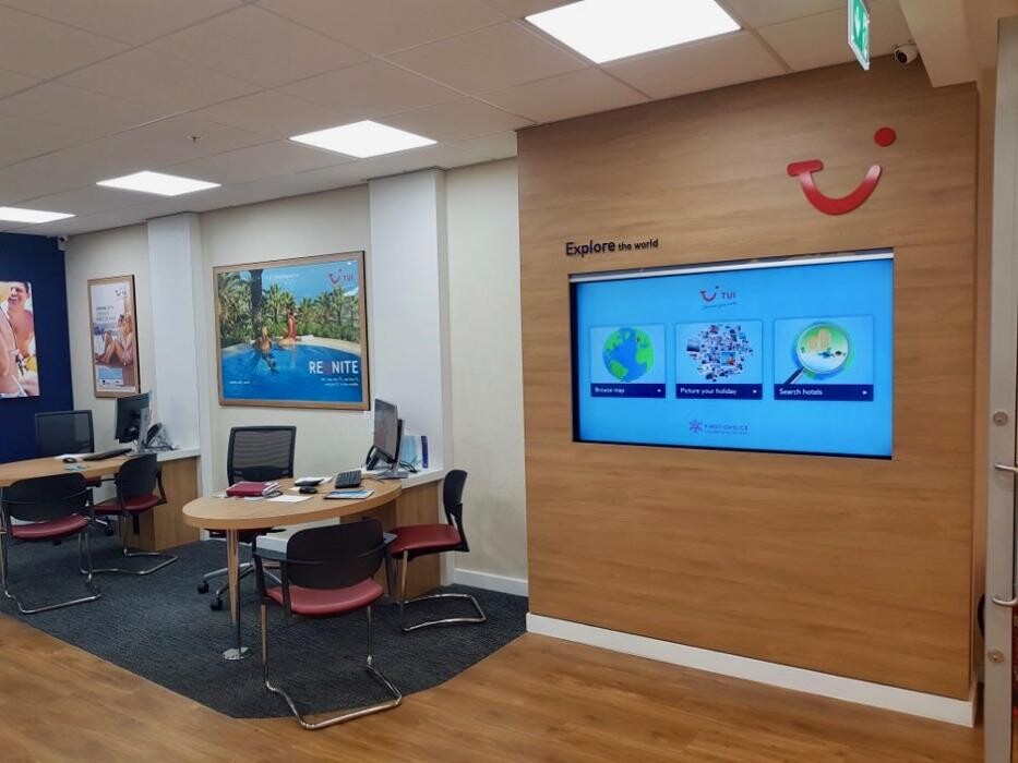 Images TUI Holiday Store