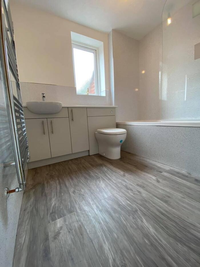 Images Brian Clark & Son Ltd