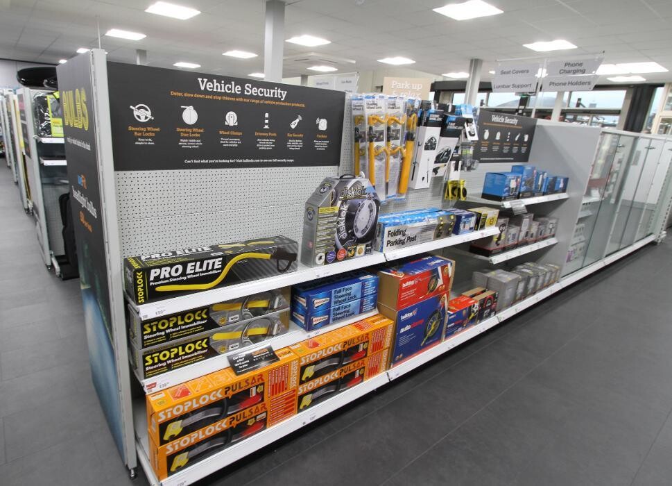 Images Halfords - White City (Manchester)