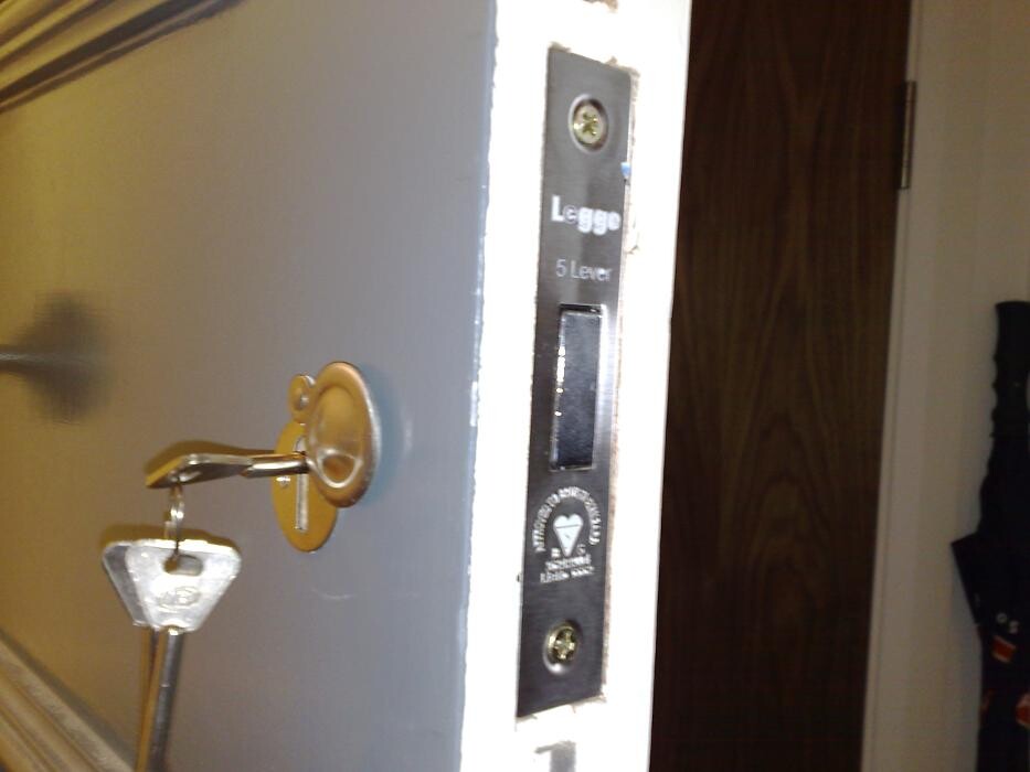 Images 1A Ideal Locksmiths Ltd