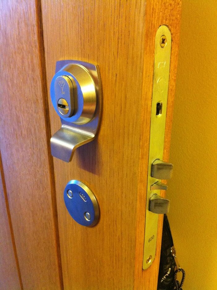 Images 1A Ideal Locksmiths Ltd