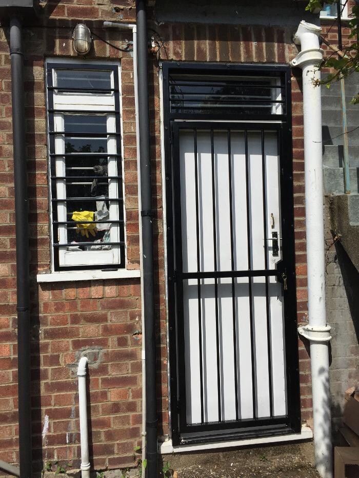 Images 1A Ideal Locksmiths Ltd