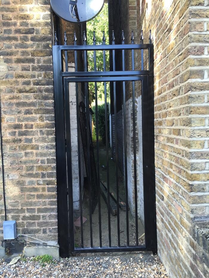Images 1A Ideal Locksmiths Ltd