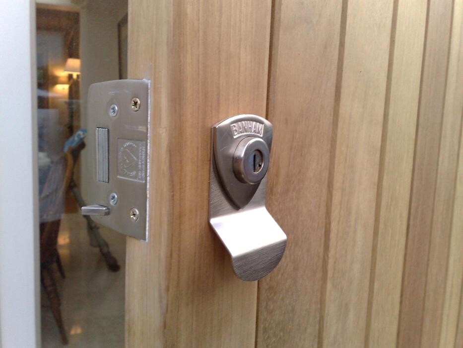 Images 1A Ideal Locksmiths Ltd