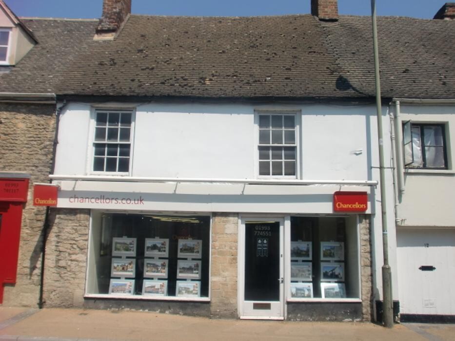 Images Chancellors - Witney Estate Agents