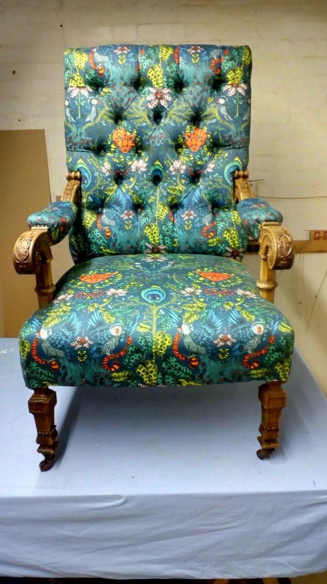 Images Ian O'Neil Bespoke Furniture