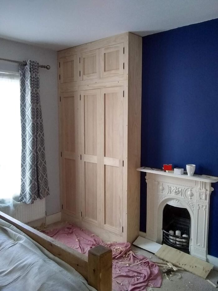 Images Ian O'Neil Bespoke Furniture