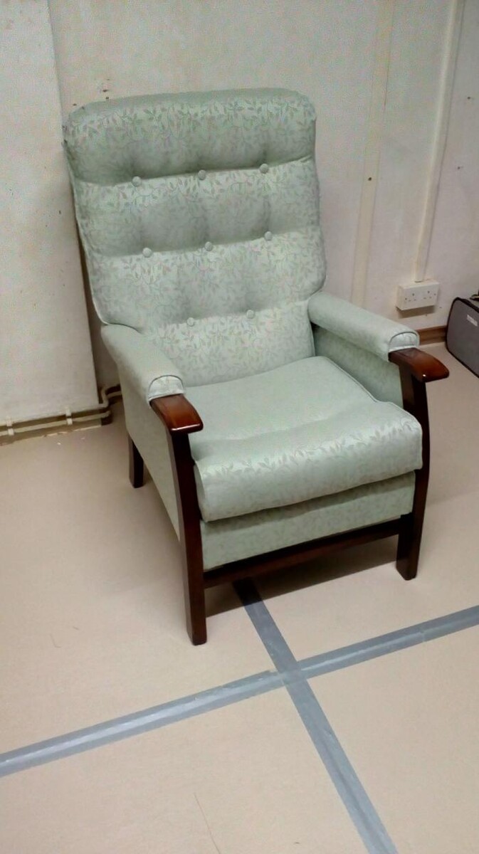 Images Ian O'Neil Bespoke Furniture